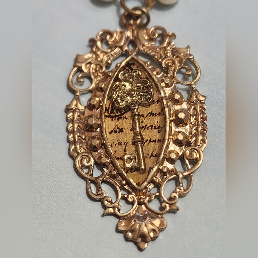 Vintage Steampunk Goldtone Necklace - Picture 3 of 4